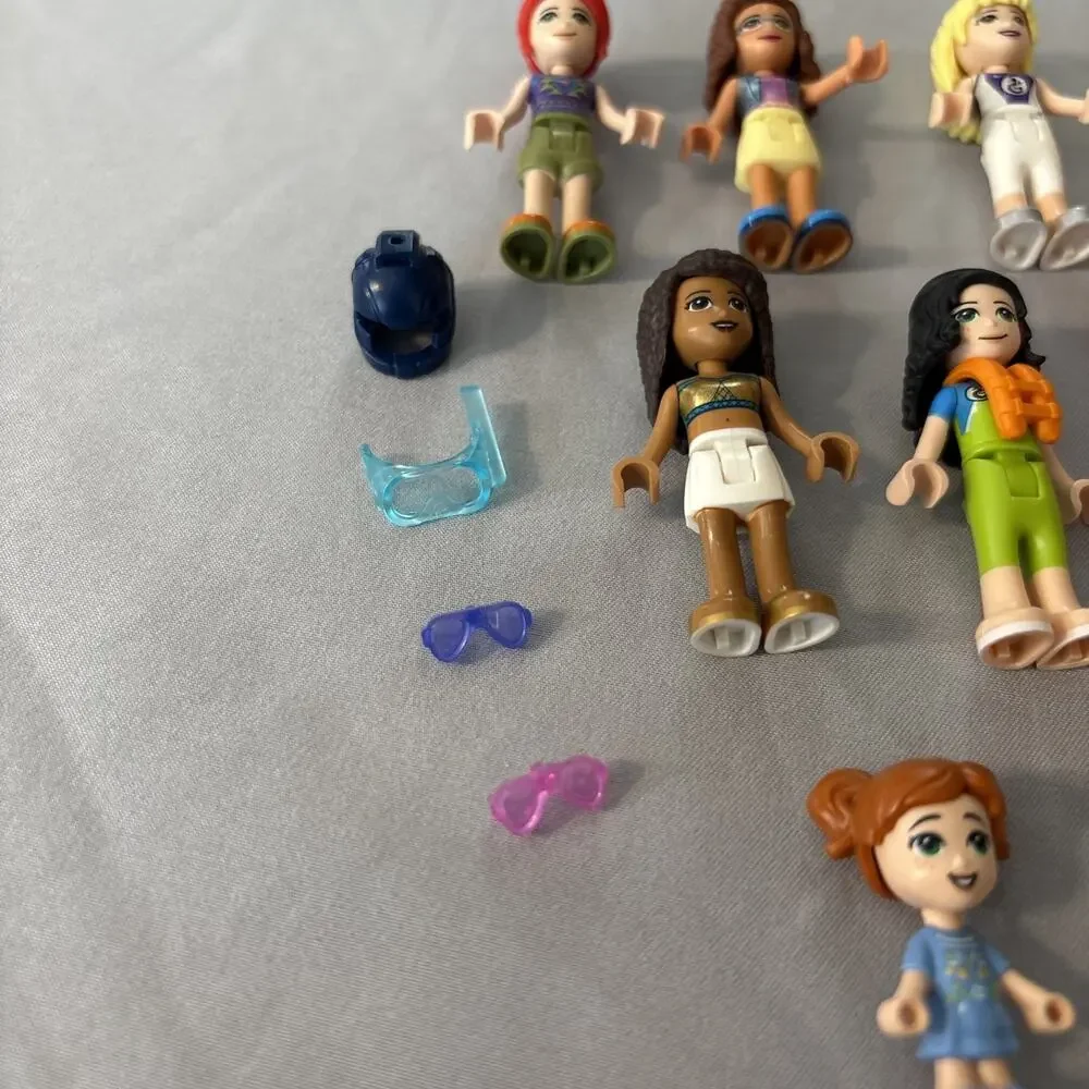 Lego Friends Random Female Girl Accessories Minifigures Marcel Ava, Lot of 12